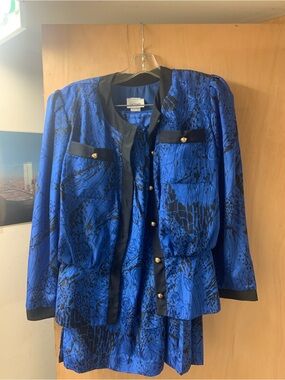 Stunning 1970’s/80’s Ultima Paris Royal Blue button up Jacket and Dress Suit